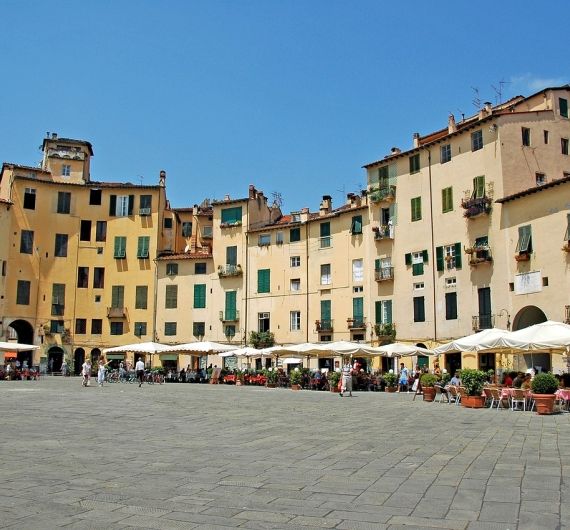Lucca is een gezellig stadje waar je uitstekend kunt fietsen