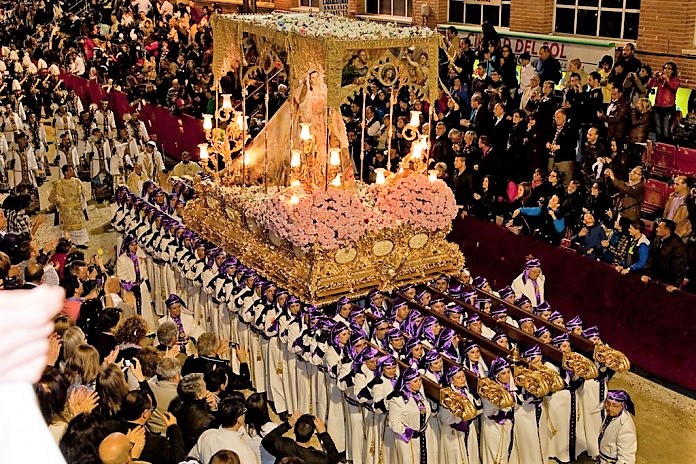 Bezoek Semana Santa op je Andalusië rondreis