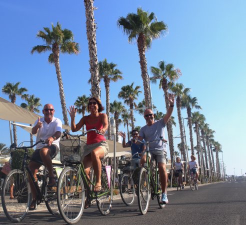 Samen fietsen door Malaga, een leuke start van je rondreis door Spanje