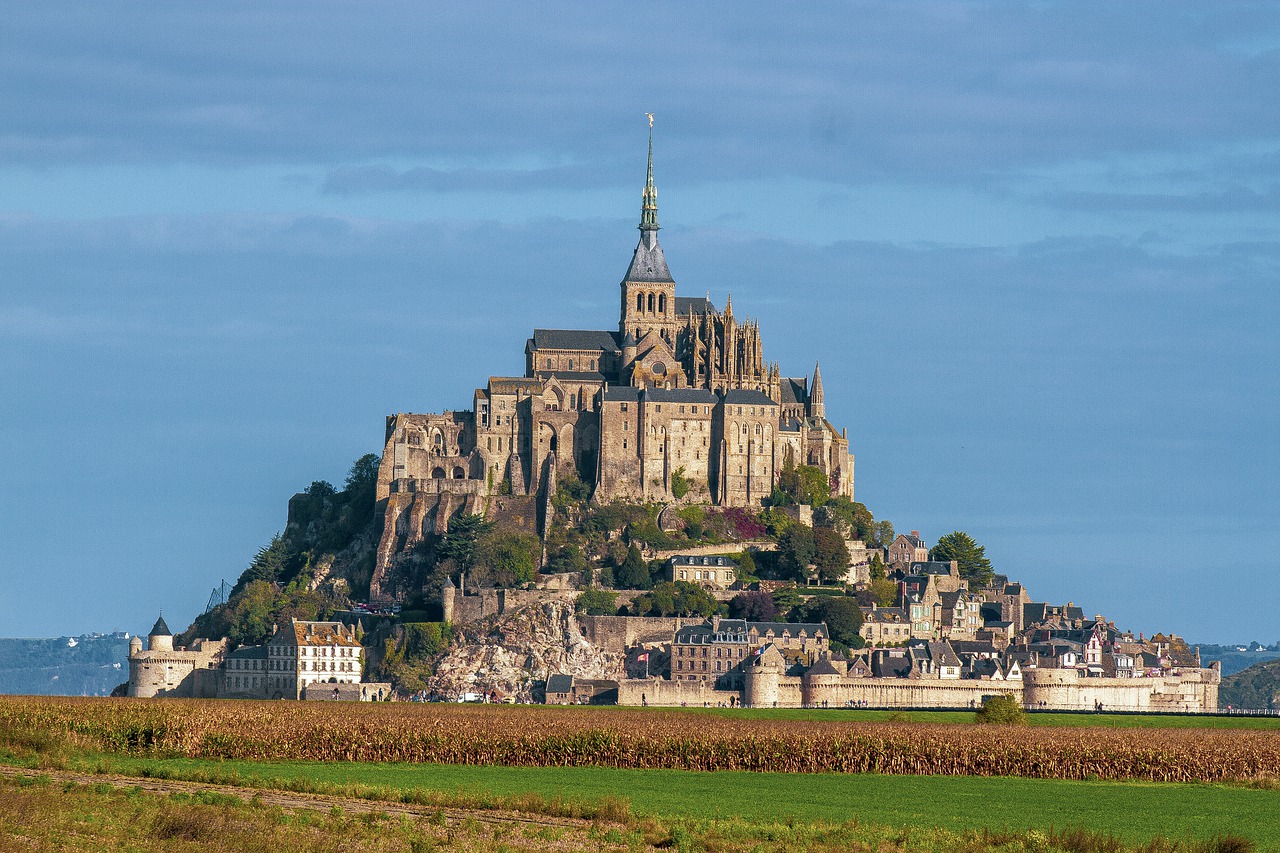 Mont Saint Michel is reuze boeiend om met je kinderen te gaan bezoeken