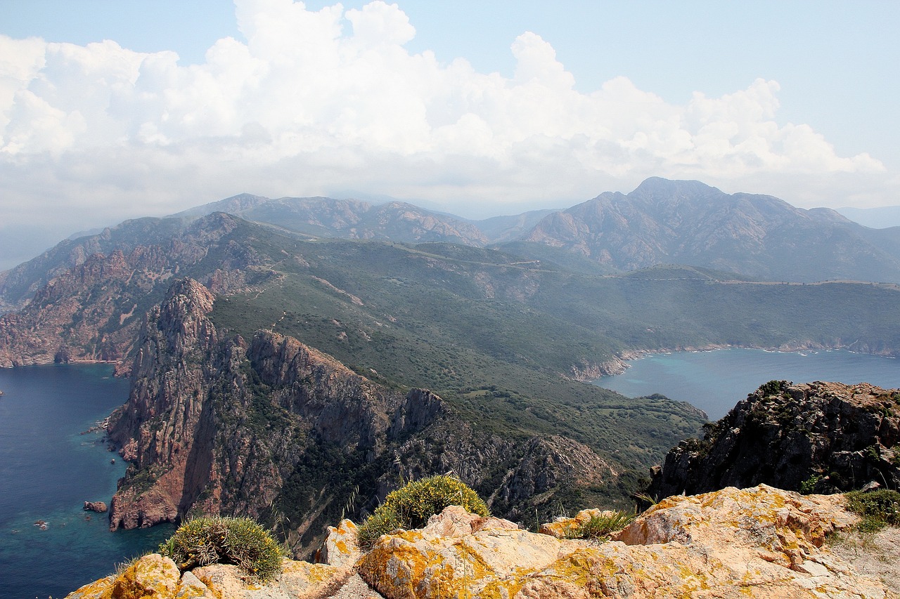 Corsica is ook een van de mooiste regio's van Frankrijk om een rondreis te maken