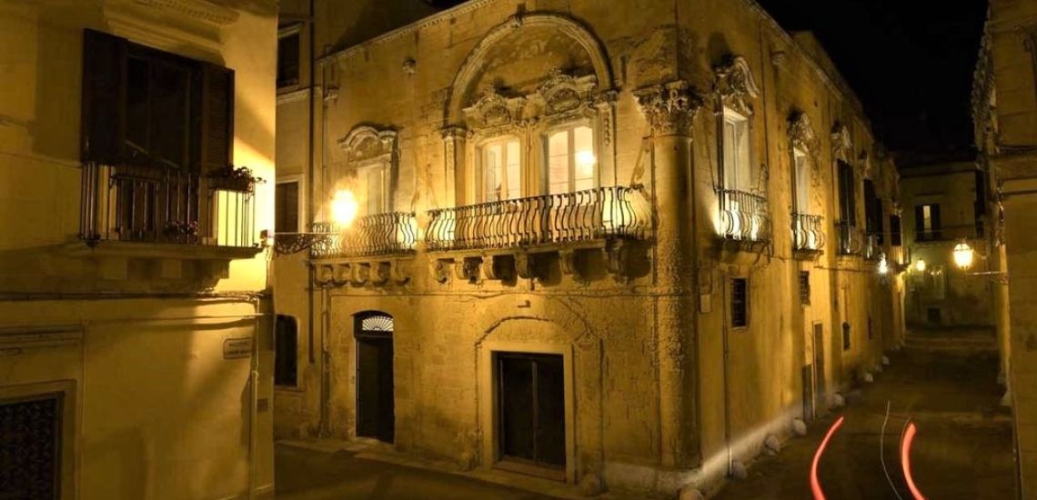 Palazzo Guido pand by night
