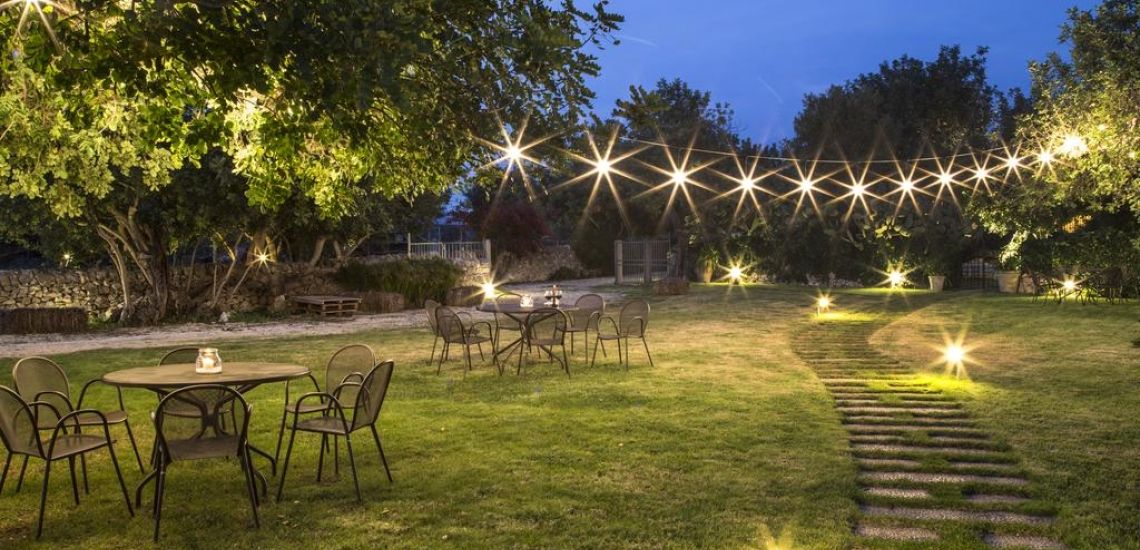 Masseria Ciancio prachtig verlichte tuin