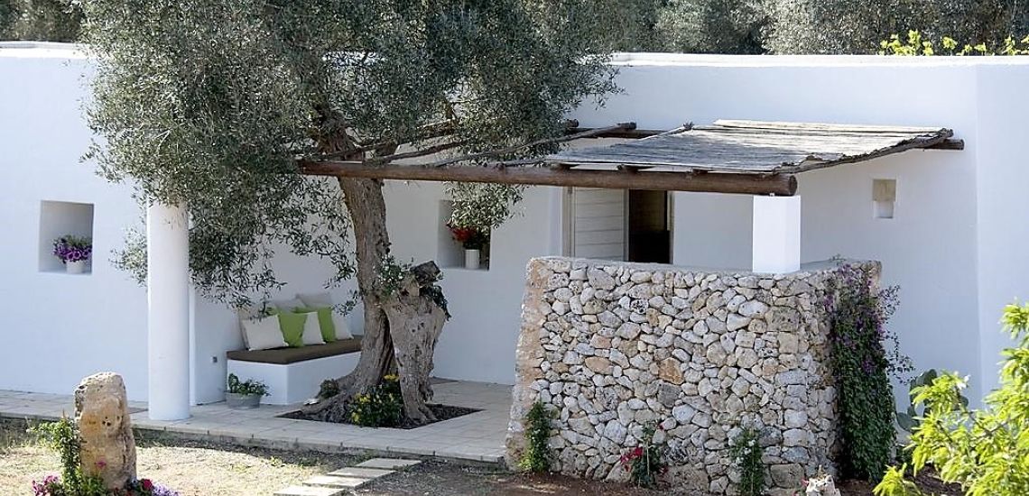 I Mulicchi kamer met terrasje onder olijfboom
