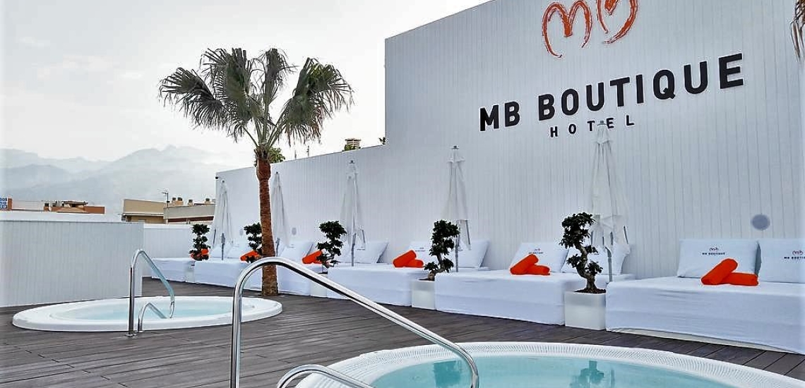 MB Boutique Hotel zwembadje op dakterras