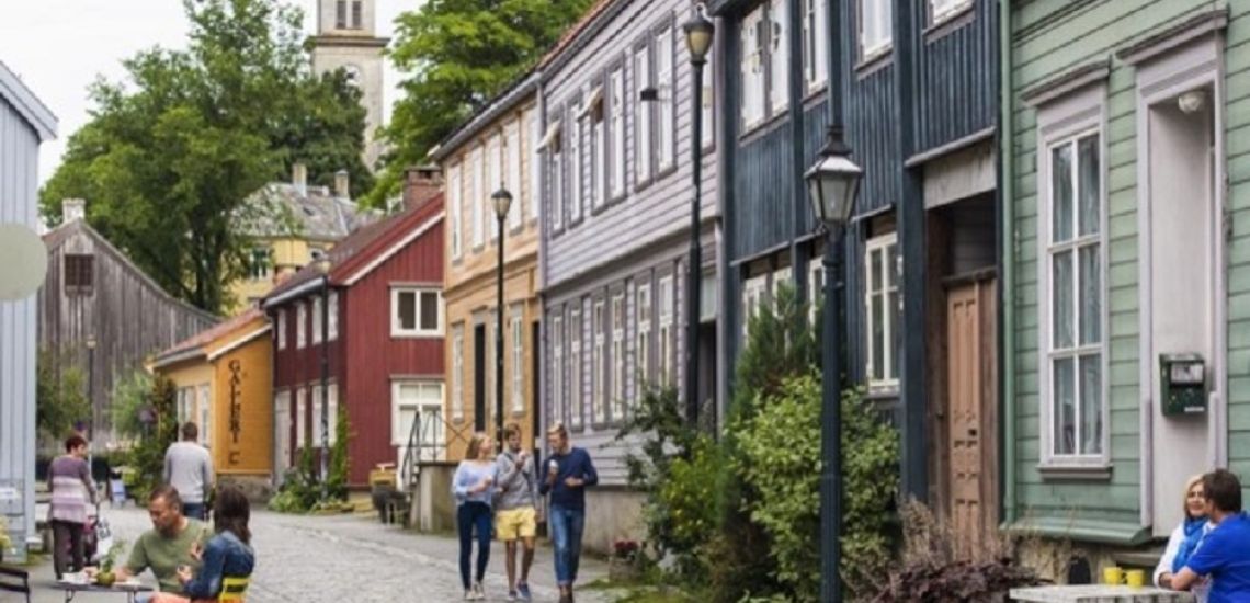 Een gezellige wandeling door het leuke Trondheim