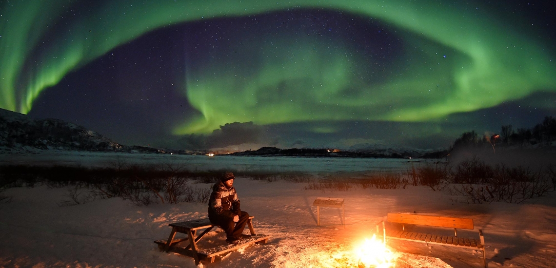 Een ultieme Laplandse ervaring, een kampvuur onder het noorderlicht