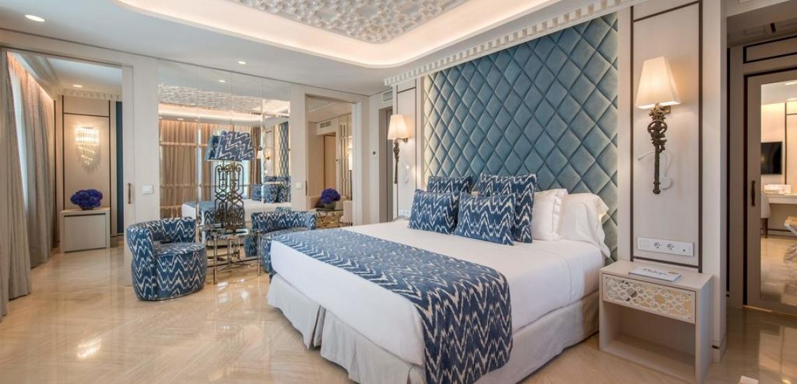 De kamers zijn ruim en voorzien van heerlijke luxe hotelbedden