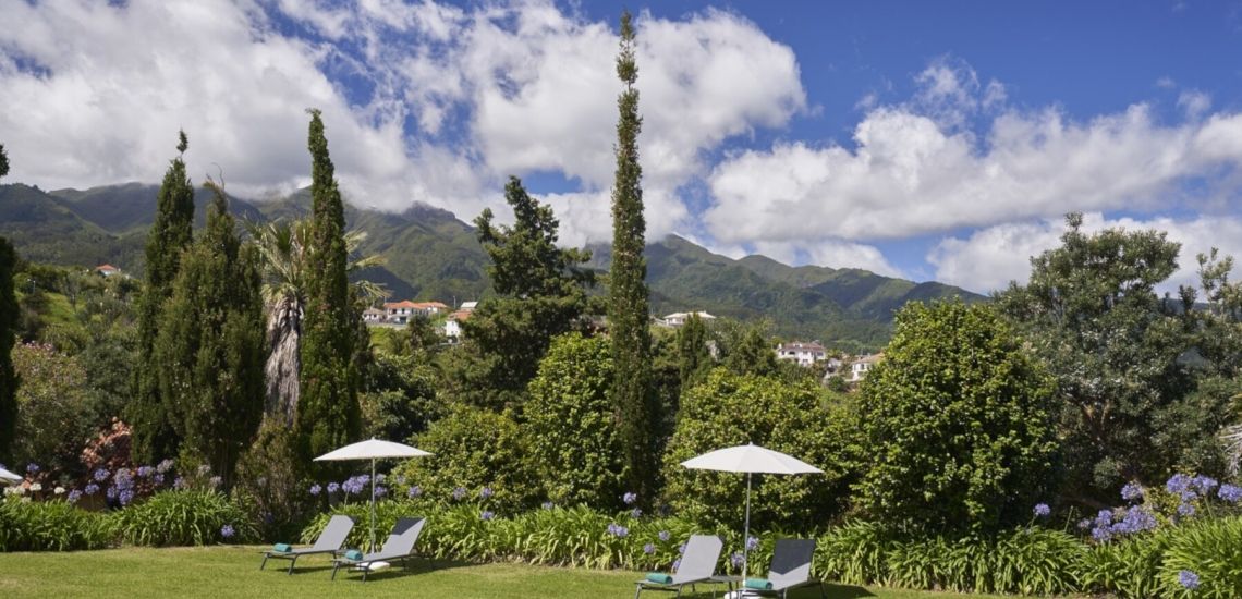 De bosrijke omgeving van Hotel Quinta do Furao