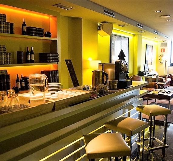 Miró Hotel bar