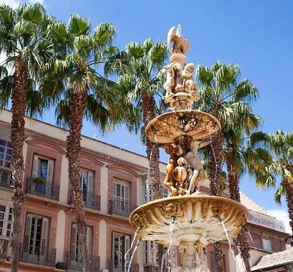 In Málaga beginnen al onze fly & drive reizen door Andalusië