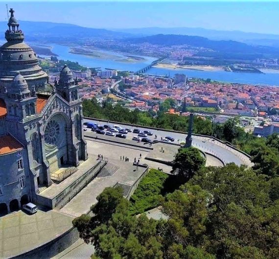 Aan Viana do Castelo breng je een bezoek tijdens deze Portugal fly and drive 