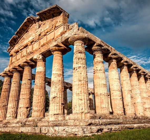 Paestum, een handelsknooppunt uit de Griekse oudheid, en dat in je rondreis door Italië