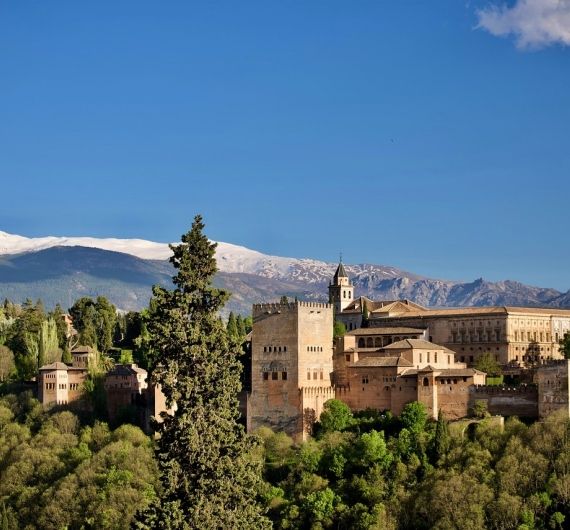 Het Alhambra hoort thuis in iedere Spanje rondreis