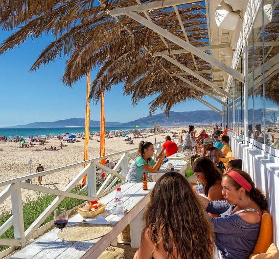 Relaxed leven aan de zonnige kust van Tarifa in Andalusië