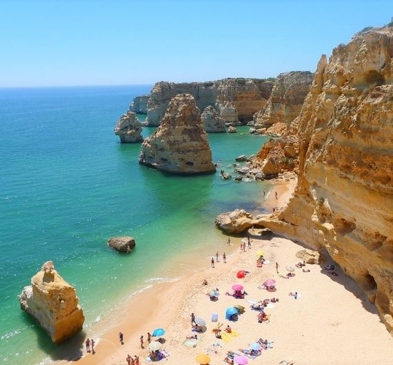 Deze combi rondreis Portugal Spanje sluit je relaxend af aan een mooi strand aan de Algarve