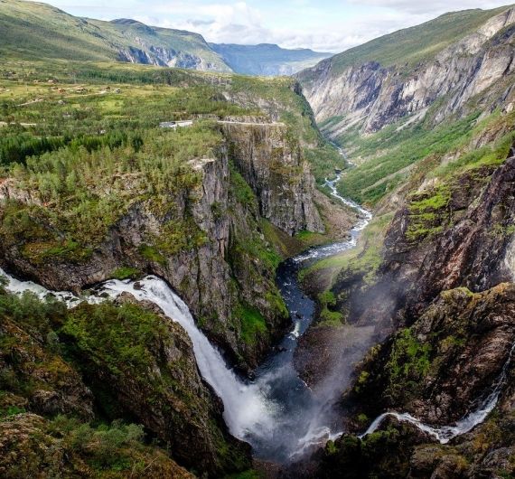 Overweldigende natuur tijdens je tocht naar het zuiden in Noorwegen