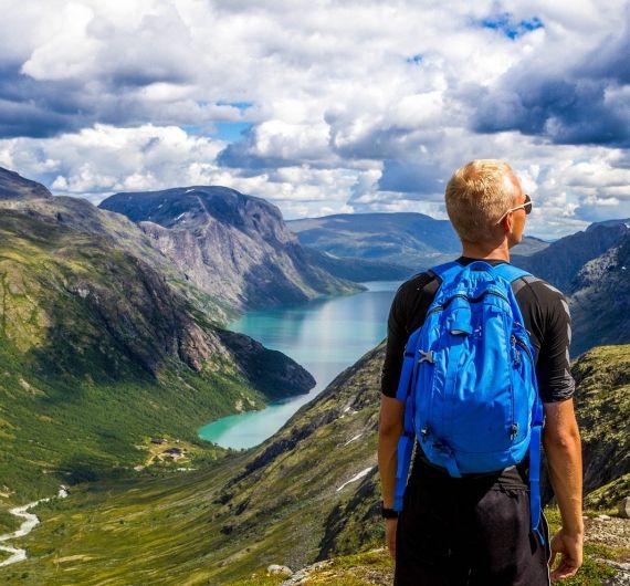 Laat je leiden door de overweldigende natuur van Noorwegen