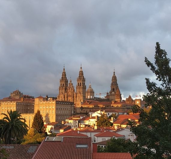 Santiago de Compostela is een bezoek waard tijdens je fly and drive Spanje