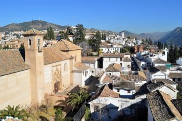 Santa Isabel la Real uitzicht op de oude Albayzin