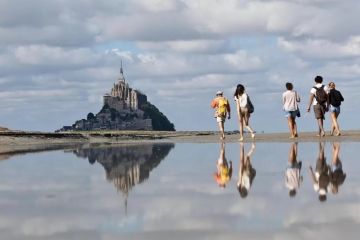 De eigenaar van Clerval kan een wadlooptocht verzorgen naar Mont Saint Michel