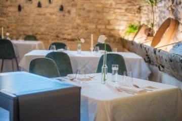 Ook kun je utstekend dineren in het restaurant van Borgo Antichi Orti Assisi