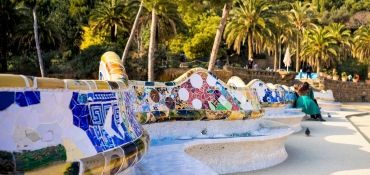 Parc Guell in Barcelona moet je zeker bezoeken tijdens je Spanje rondreis